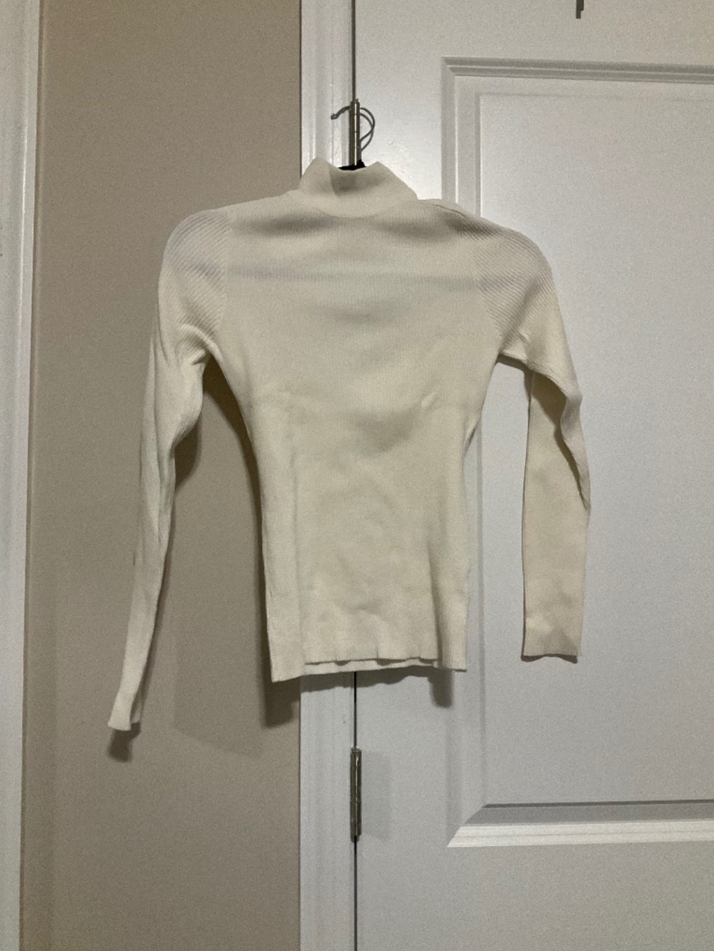 Cream white mock neck ribbed knit sweater women small EUC